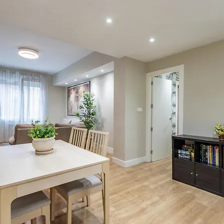 Apartamento En Licenciado Poza *