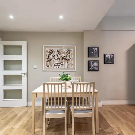 En Licenciado Poza Lägenhet